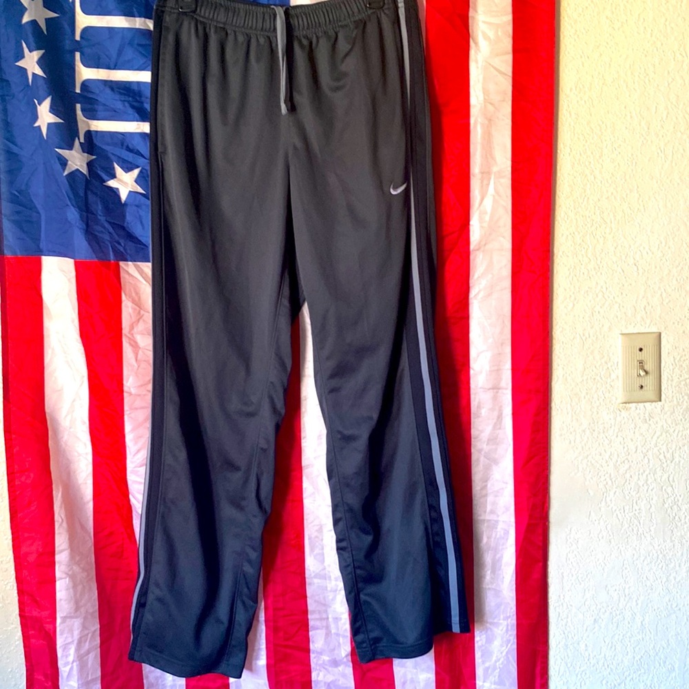 Men’s Nike joggers pants